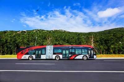 再獲殊榮！銀隆海豚公交車榮膺“城市之星”稱號，助力道路旅客運輸經營升級